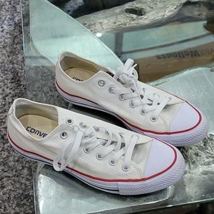 white Chuck Converse sz 9.5